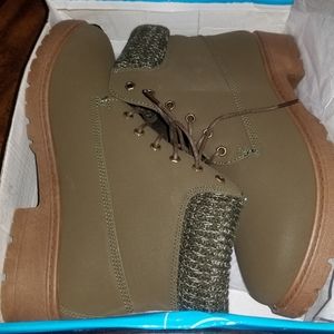 Rouge lug sole workboot